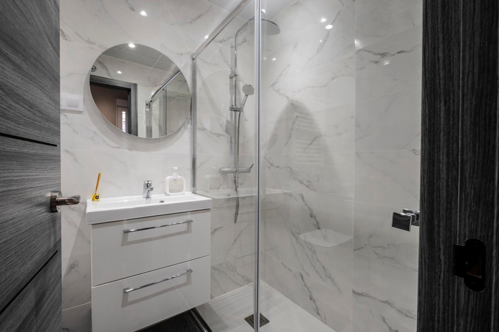 Madrid Modern Apartment Екстериор снимка